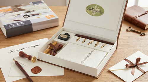 Set calligrafia completo con - calligrafia,